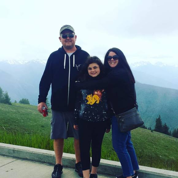 Meet your Posher, Holly - Picture 1 of 1